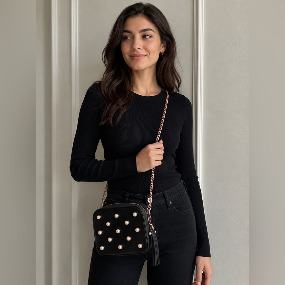 TED BAKER Leather Crossbody with Pearl and Rose Gold EUC